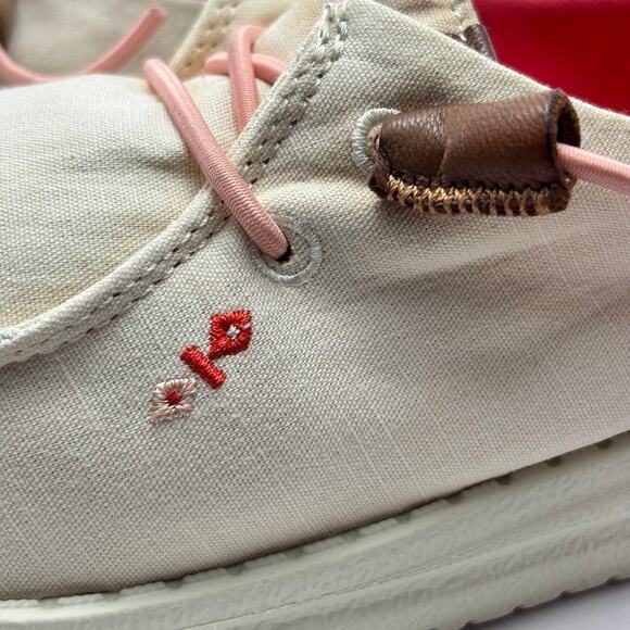 HEY DUDE “Wendy Chambrah Boho” Slip On Shoes Womens Size 6 - Picture 11 of 12